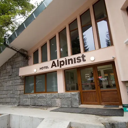 Alpinist, Malyovitsa מלון